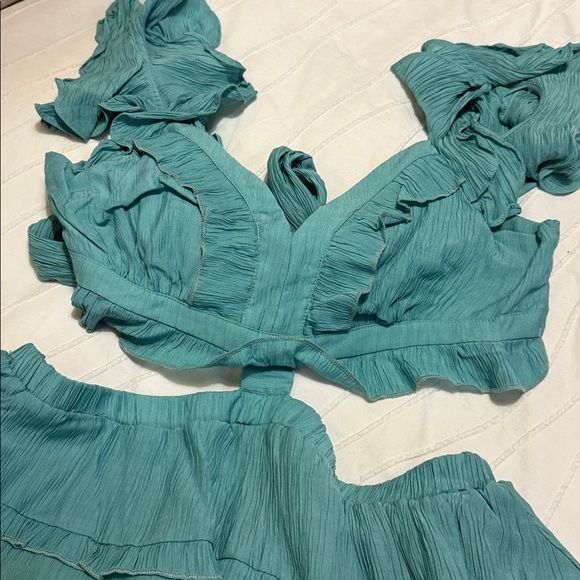 Teal Ruffled romper - Picture 2 of 2